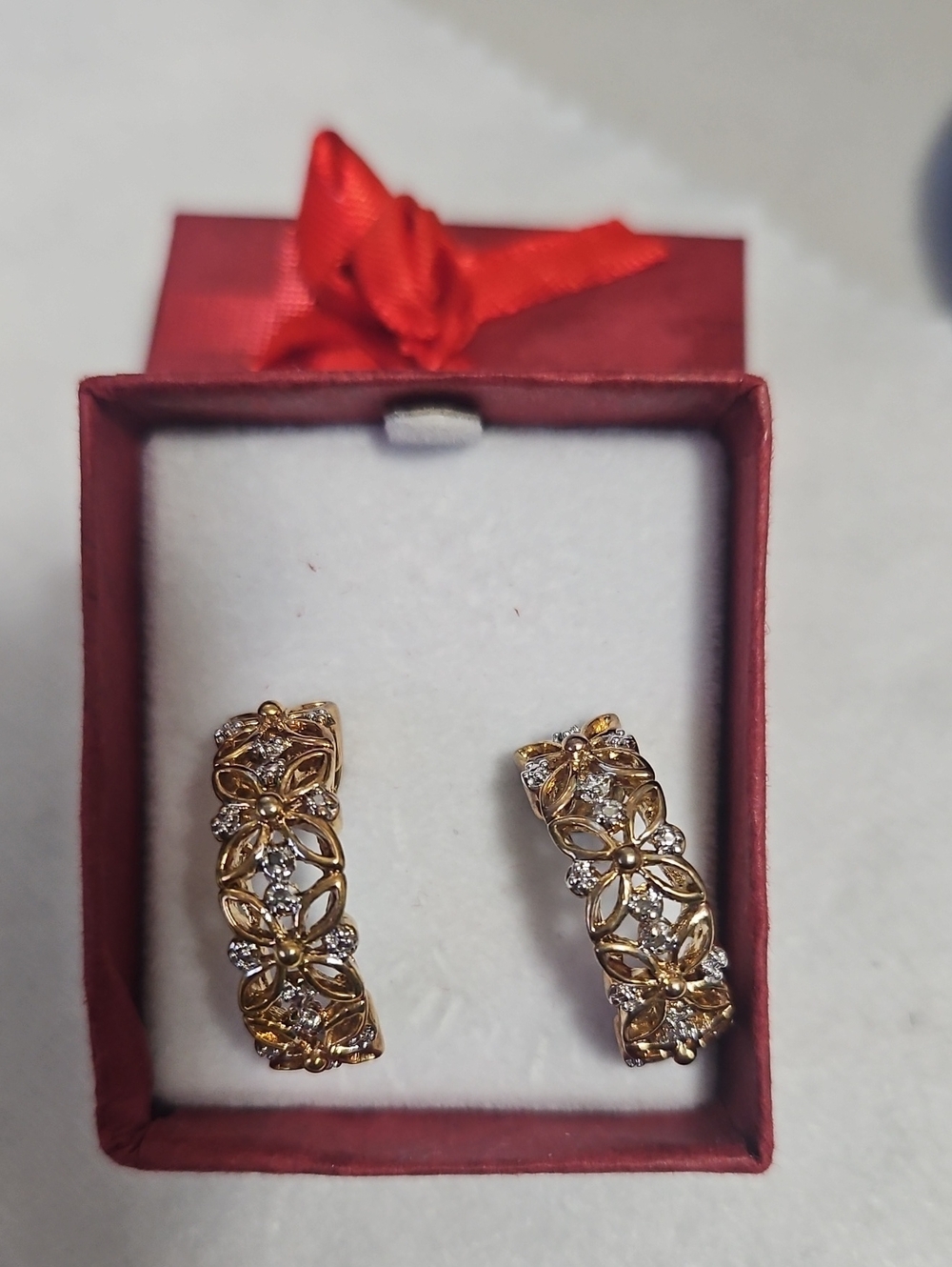 18K Electoplated Gold Floral Huggie 1/2 Hoops Diamond Chips Pierced
